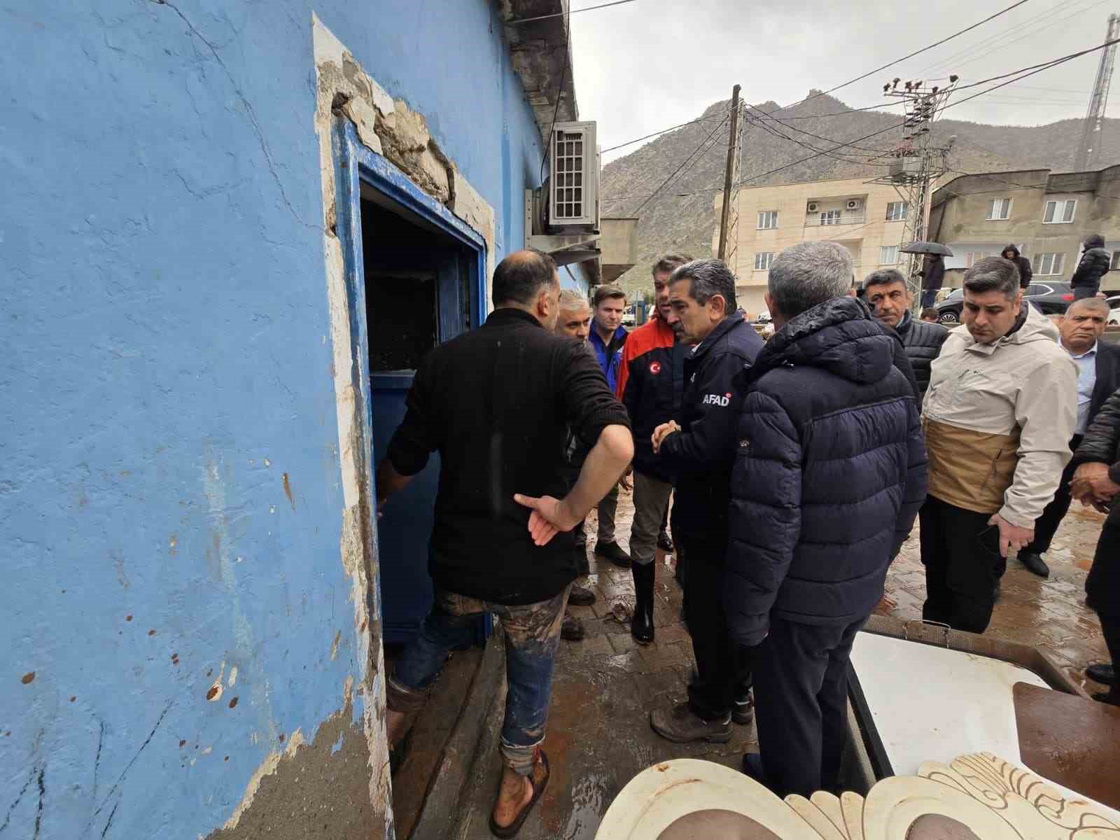 vali ekici kasrikte devlet tum imkanlariyla sahada 2 3U4m4bBQ