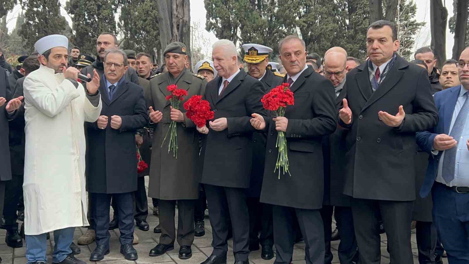 vali gul imkansizliklar icinde yazdiginiz destan tarihin akisini degistirdigi kahramanlik abidesidir 0 YBIDGjaK