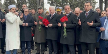 vali-gul-imkansizliklar-icinde-yazdiginiz-destan-tarihin-akisini-degistirdigi-kahramanlik-abidesidir-sQYnvV1c.jpg