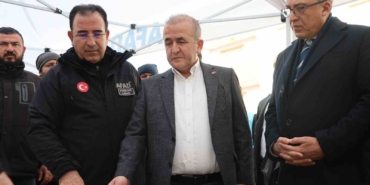 vali-hatipoglu-arama-ve-tarama-faaliyetleri-genis-bir-alan-icerisinde-devam-ediyor-WseisWp3.jpg