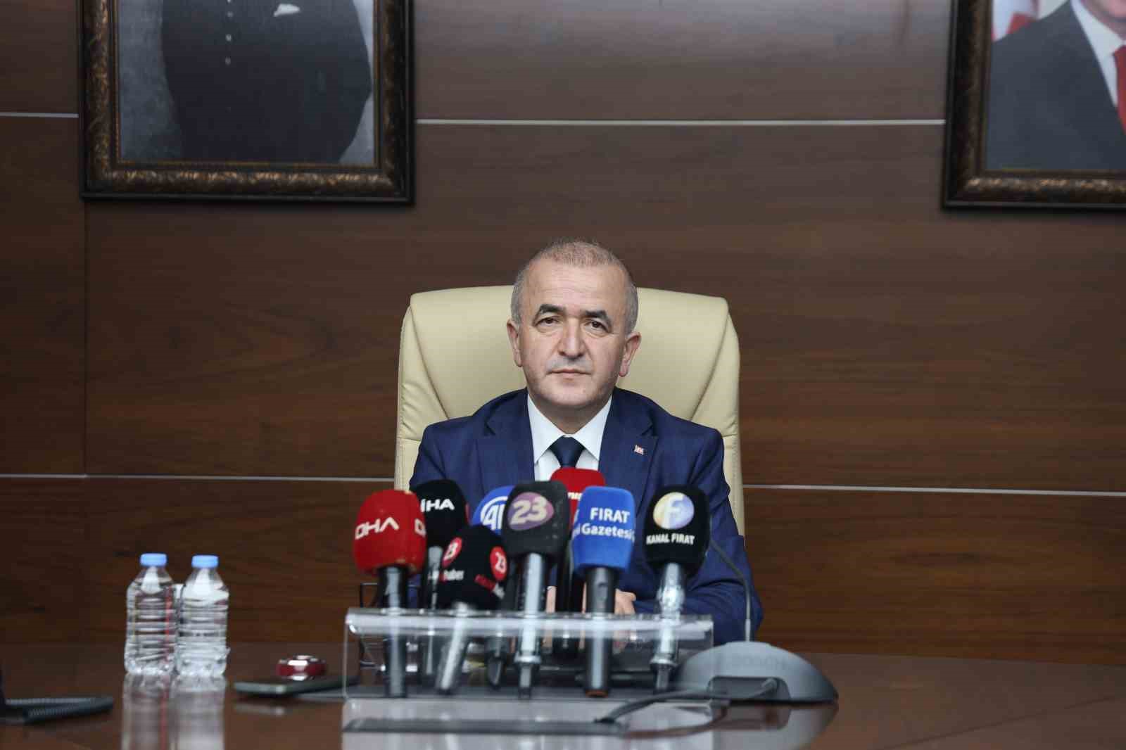 vali hatipoglu randevusu olmayan ebeveynler okul bahcesine sokulmayacak 0 8iFPKUrw