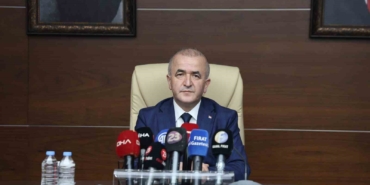 vali-hatipoglu-randevusu-olmayan-ebeveynler-okul-bahcesine-sokulmayacak-3zsJr2n5.jpg