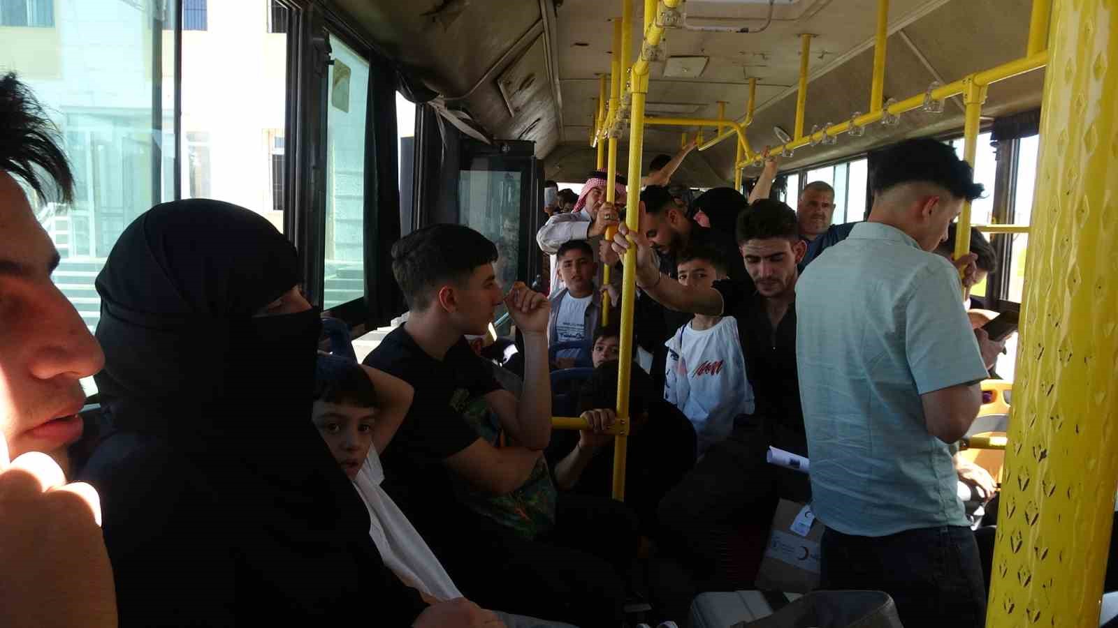 Vali Kalaylı: "Gönüllü dönüş süreçleri kesintisiz devam ediyor" 8 vali kalayli gonullu donus surecleri kesintisiz devam ediyor 4 Tg3cX8Oy