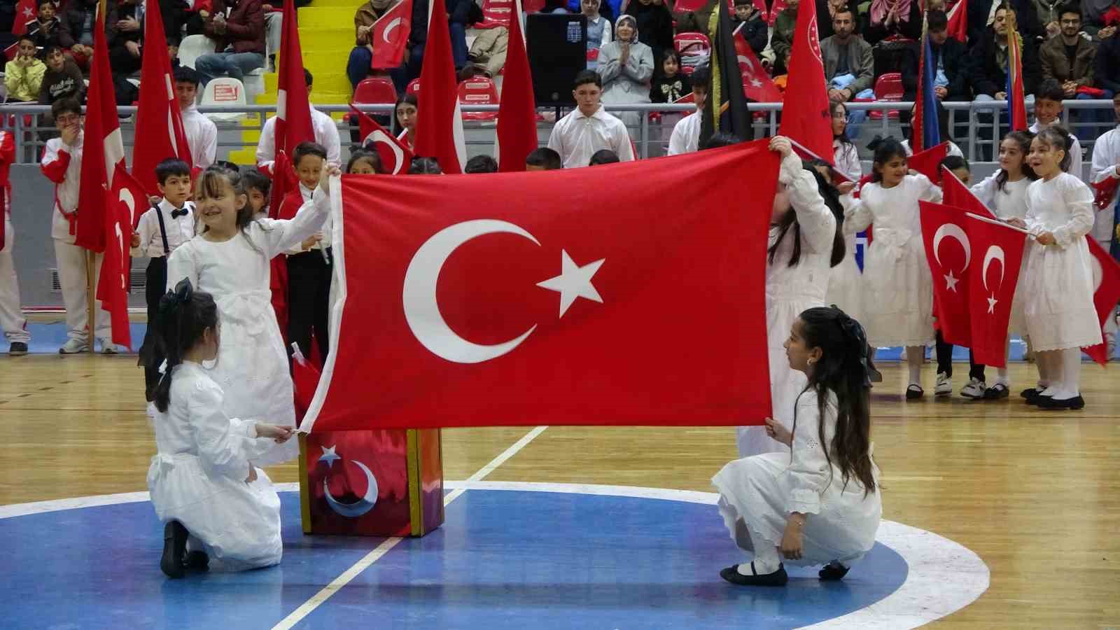vali koltuguna oturdu ilk talimati okul guvenligi oldu 5 q1Qsu4UI