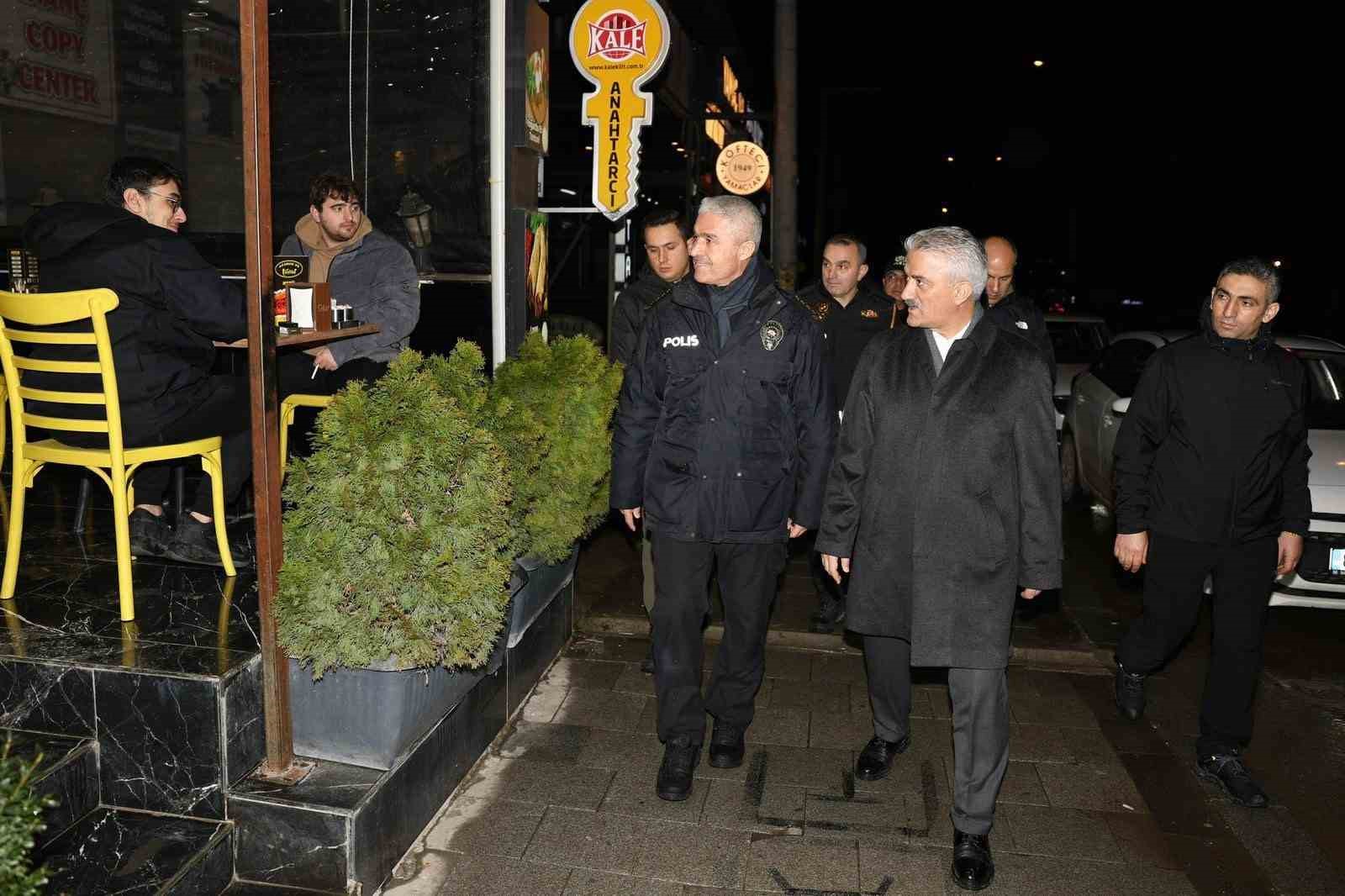 vali makas konuralpde yapilan denetime katilarak esnaflari ziyaret etti 2 HGVYFZOh