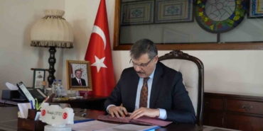 vali-mustafa-ciftcinin-erzurum-kongre-binasi-mesaisi-7UWDqZiA.jpg