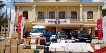 vali-sezer-duzensiz-gocte-edirne-buyuk-olcude-rota-olmaktan-cikti-rYuhxh4R.jpg