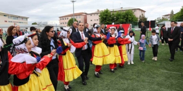 vali-tasolar-kafkas-oynadi-halay-cekti-eu4x3Su8.jpg