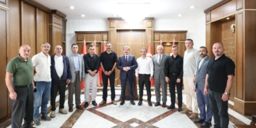 vali-tavli-15-temmuz-milli-irade-kahramanlarimiz-da-sonsuza-kadar-minnetle-anilacak-H5u1KXHM.jpg