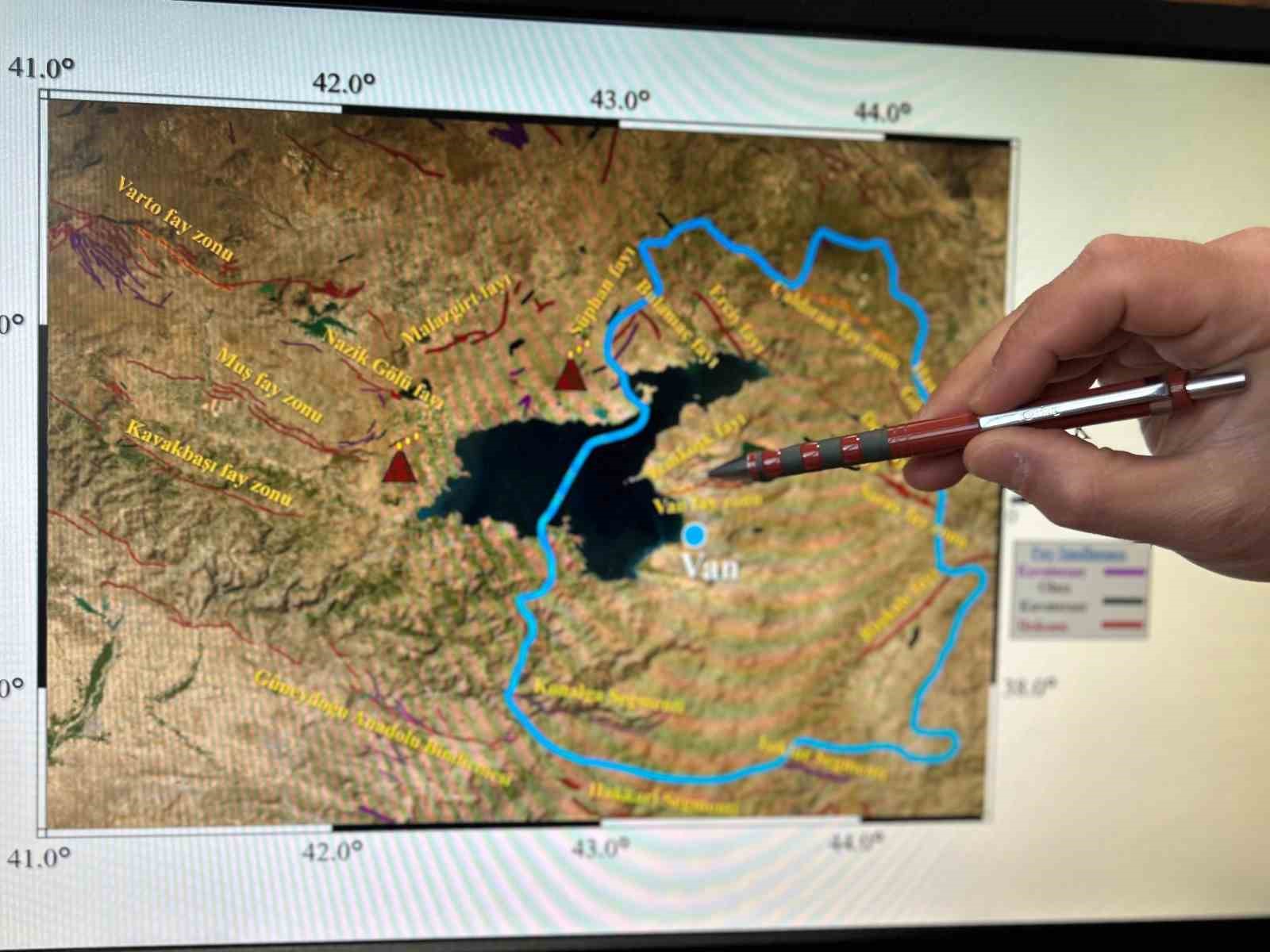 van golu havzasinin sismik risk haritasi cikarildi 1 YHlZLuLs