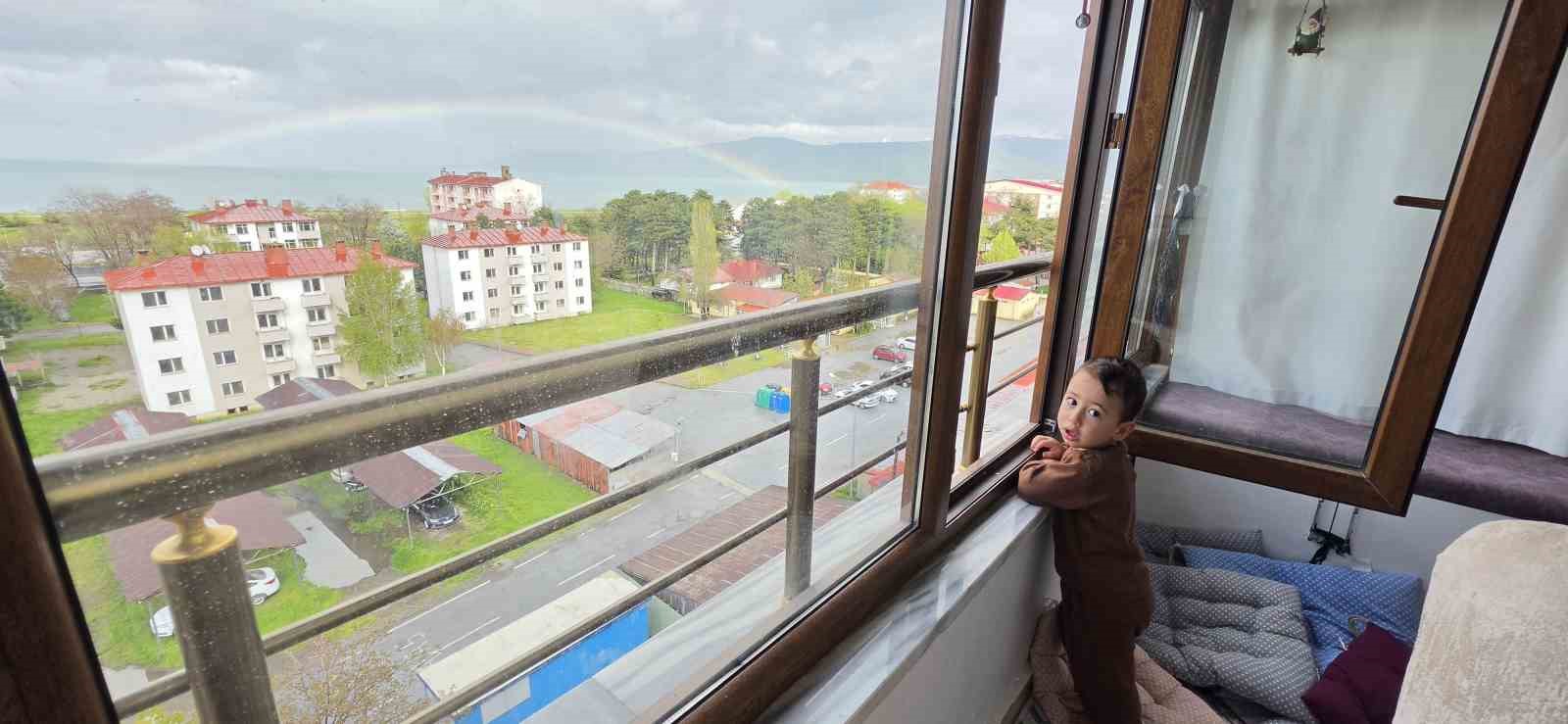 van golu uzerinde gokkusagi soleni 2 XZ6yRsAS
