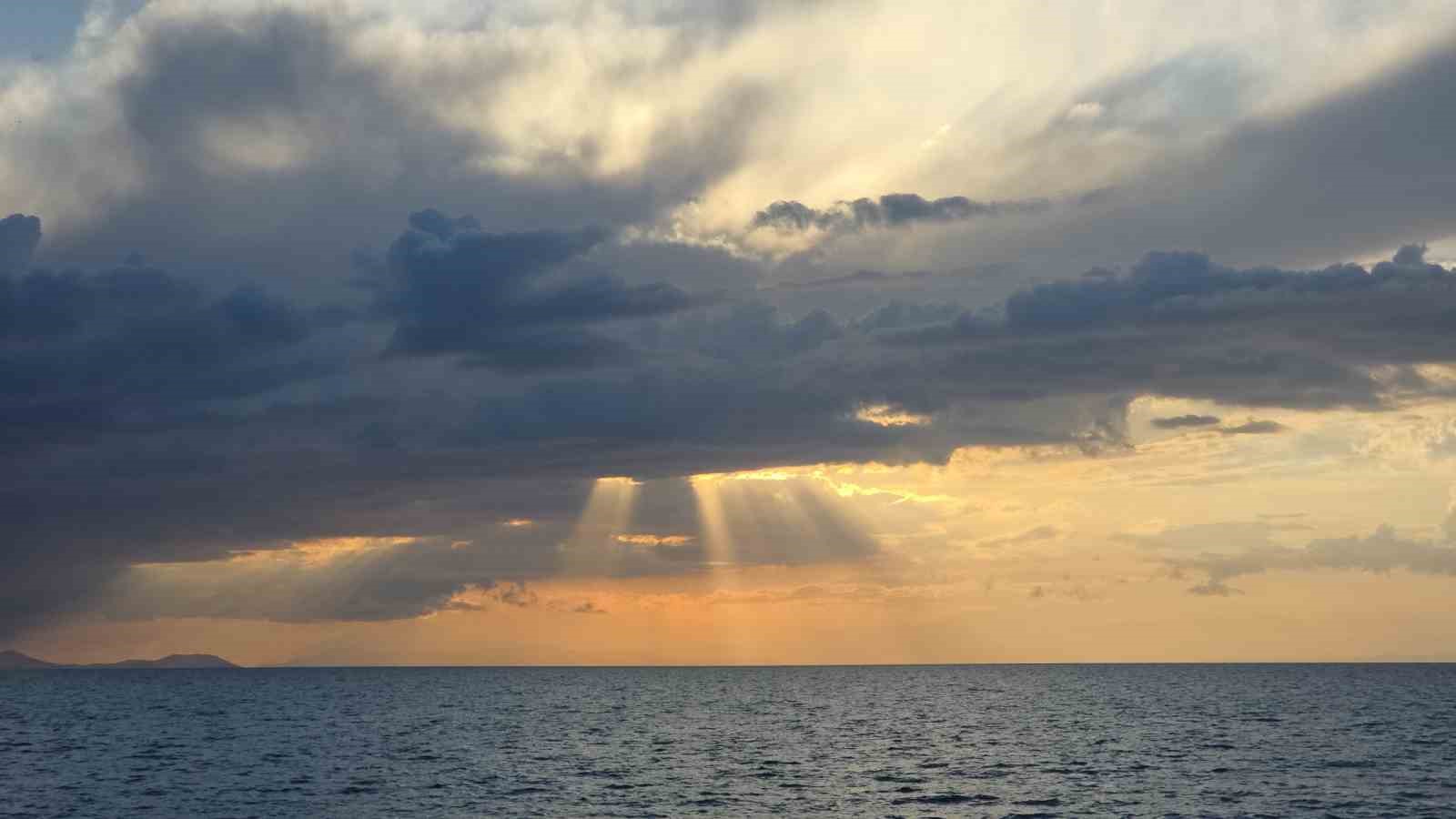 van golunde gorsel solen gunbatimi ve gunes huzmeleri buyuledi 4 5YuV4Ybg