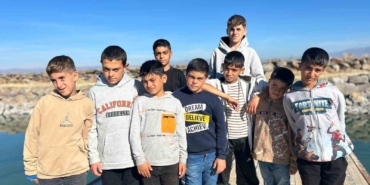 van-golunde-yazin-sararan-saclar-kisin-eski-rengine-dondu-birO2uDj.jpg