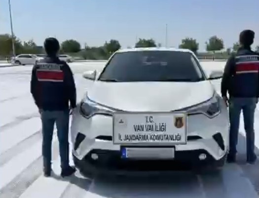 van merkezli operasyonda 7 gozalti 0 RmJgZWJg