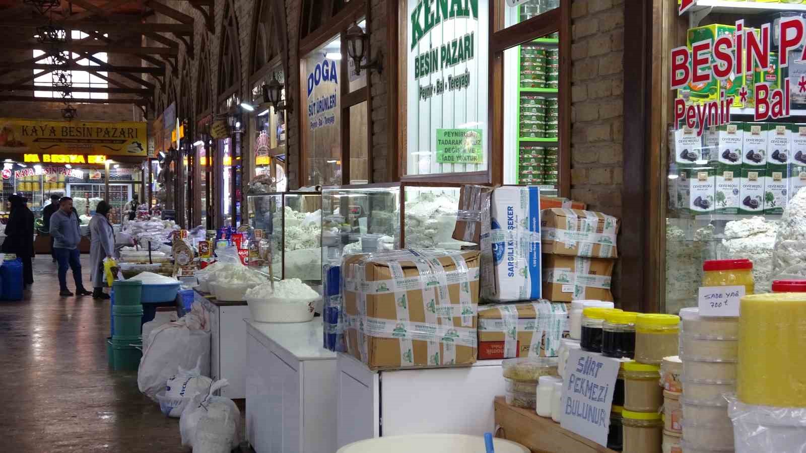 van otlu peyniri hem sofralik hem hediyelik olarak tercih ediliyor 4 XaPKkvul
