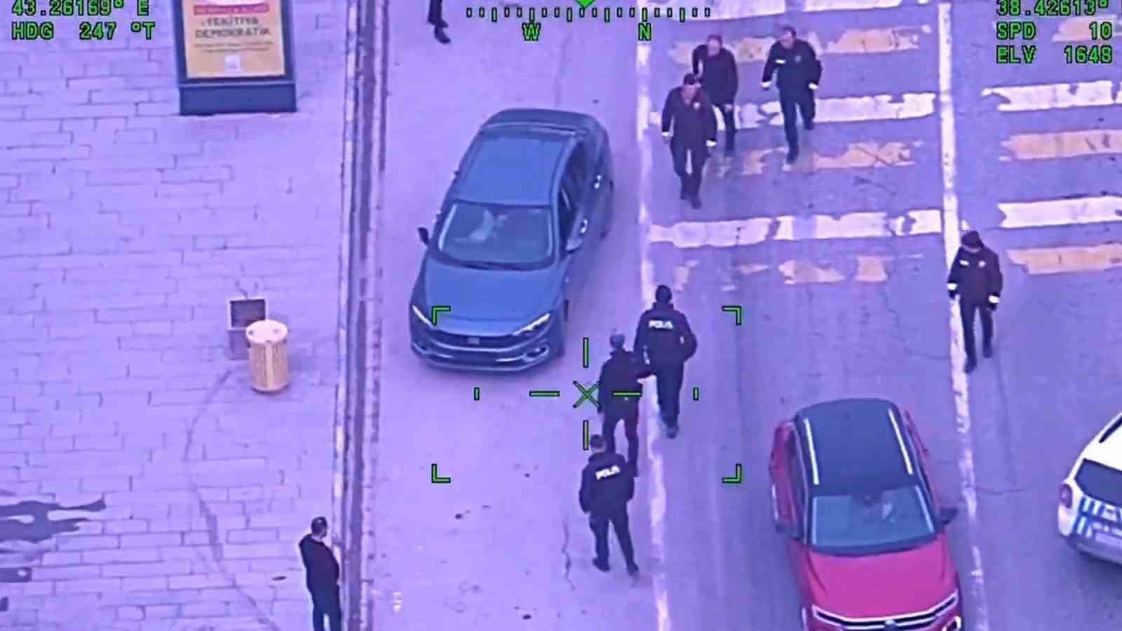 Van polisinden hava destekli nefes kesen operasyon 9 van polisinden hava destekli nefes kesen operasyon 5 bFmfiaVt