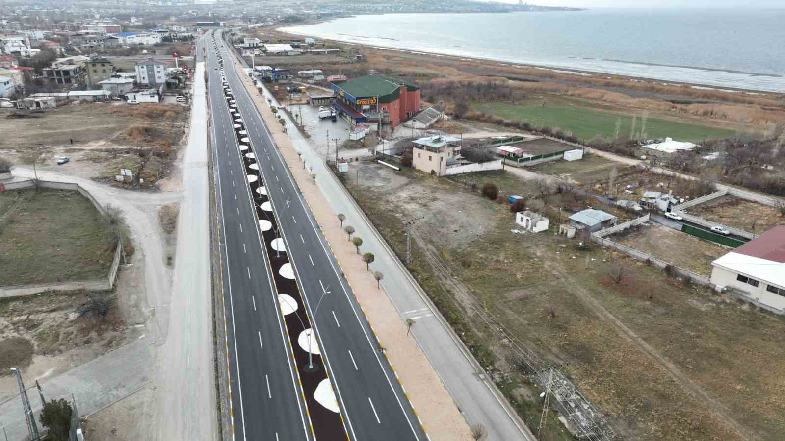 van trafigine nefes cevre yolunun 28 kilometrelik 2 etabi aciliyor 8 iQNmO6NM