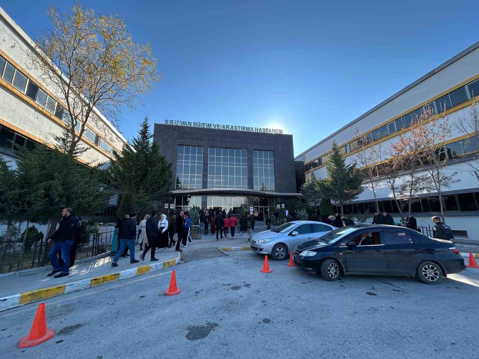 van yanik merkezinden 2025 raporu 9 bin 500 hasta basvurdu 4 hJEQBPYT
