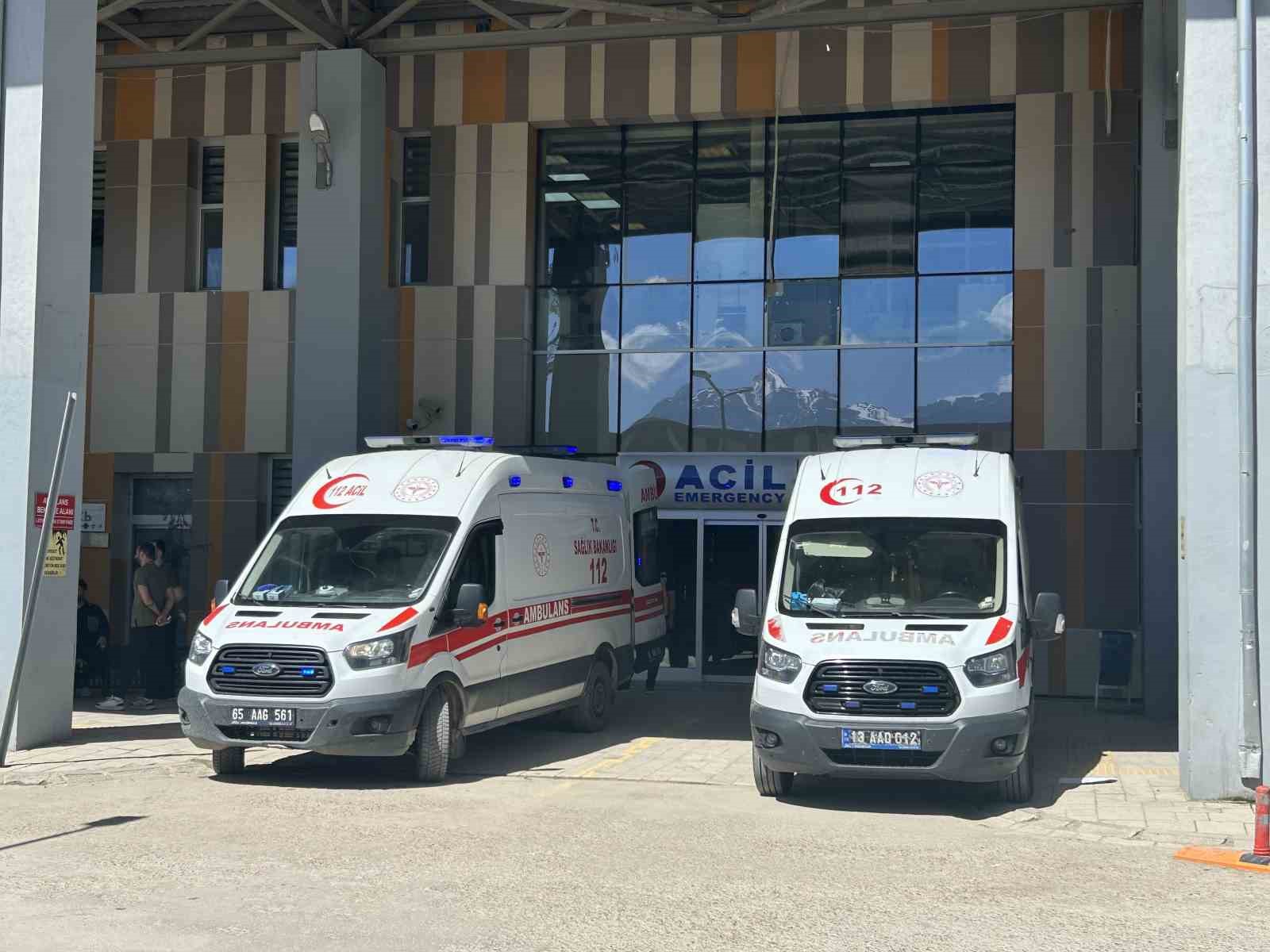 vanda 171 acemi kasap hastanelik oldu 2 q7WK1A4S