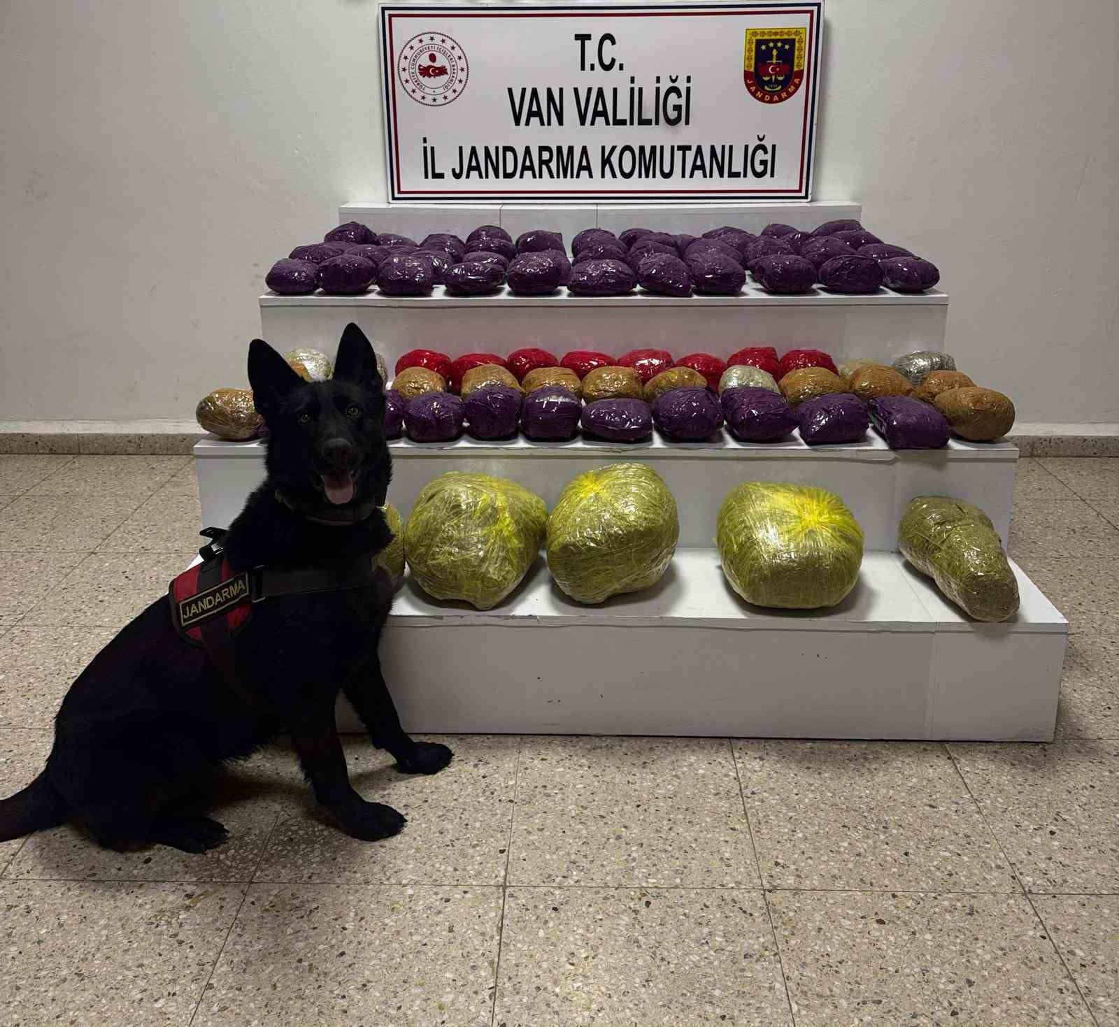 vanda 315 kilo uyusturucu ele gecirildi 0 Hy7EIEtT