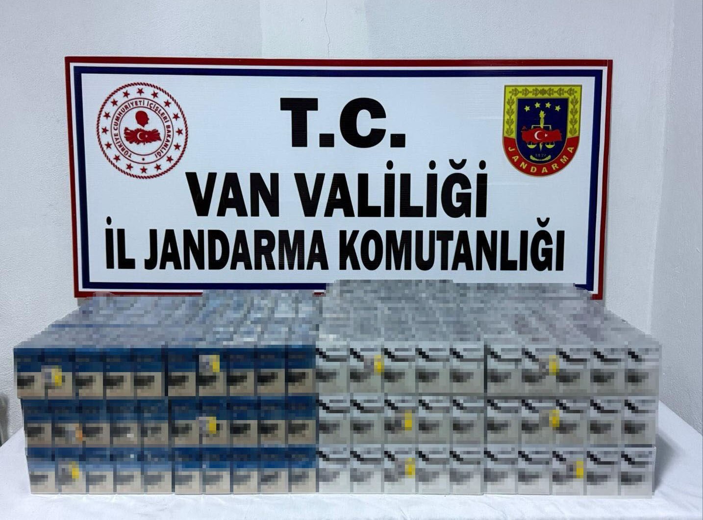 vanda 7 kilo metamfetamin ele gecirildi 1 fNmtmps3