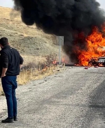 vanda-alev-alan-minibus-kullanilamaz-hale-geldi-O4viCMKU.jpg