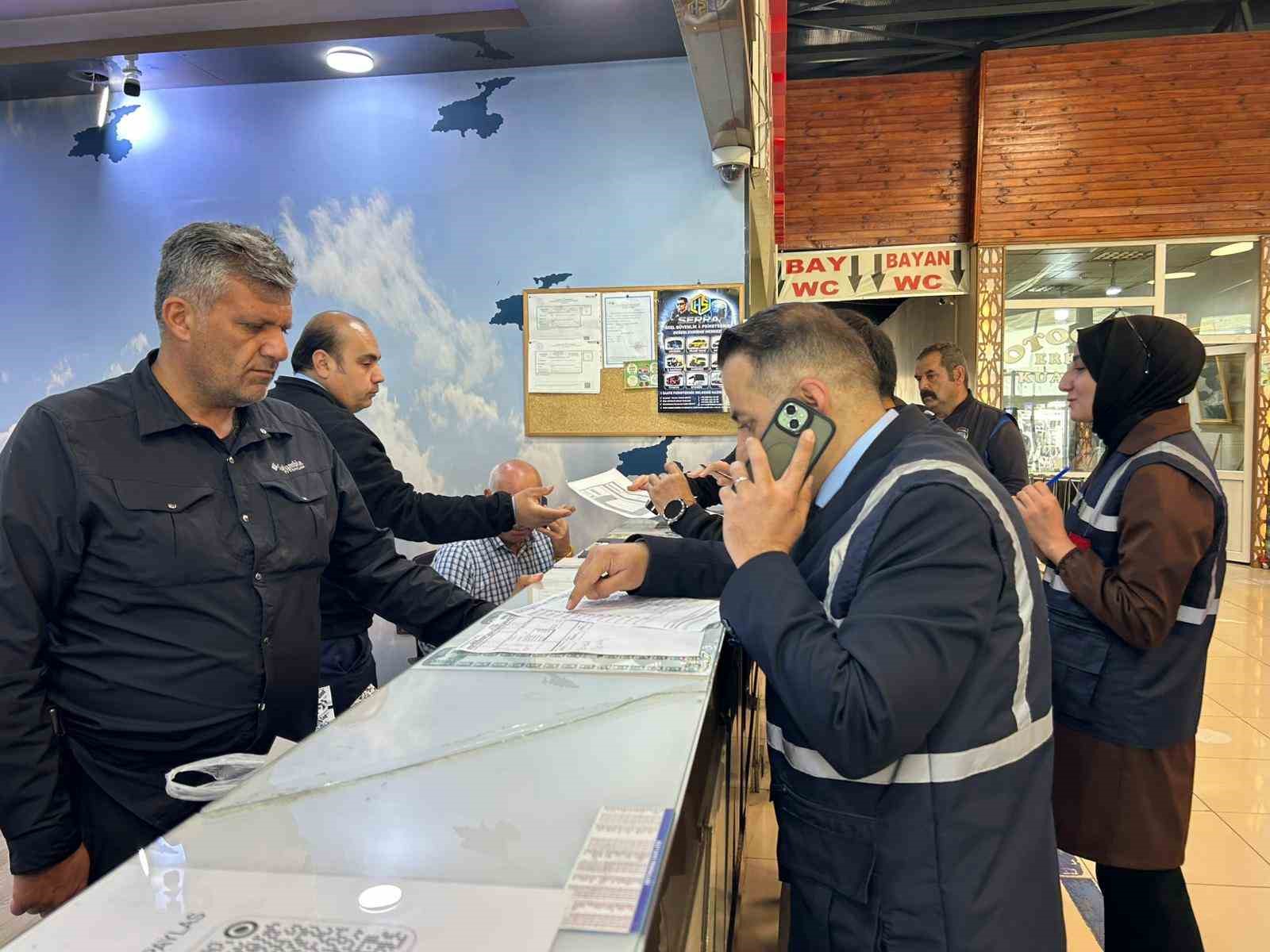 vanda bayram oncesi otobus terminallerinde bilet denetimi 2 GDZOiYtu