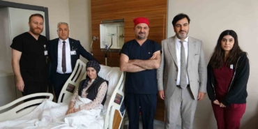 vanda-bolge-tarihinde-bir-ilk-gogus-kafesi-acilmadan-kalp-ameliyati-yapildi-h8PzVOhB.jpg