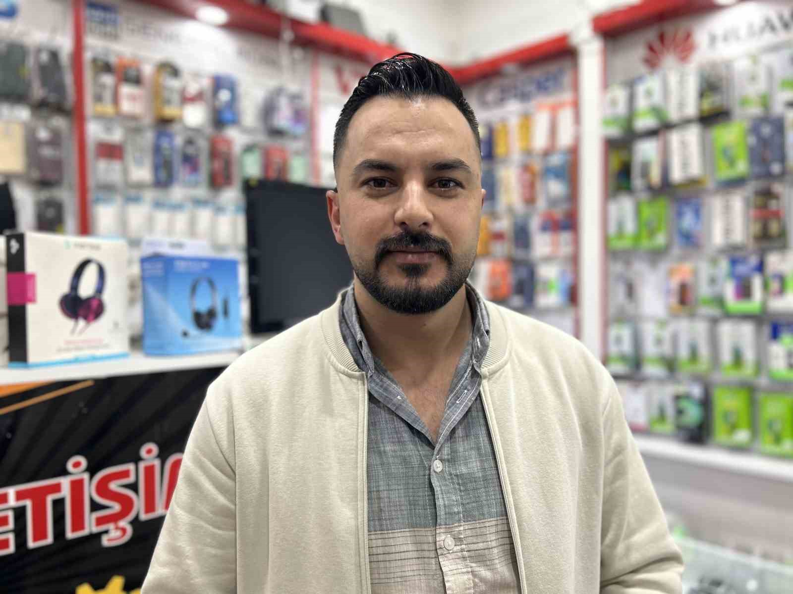 vanda cep telefonu bataryasi bomba gibi patladi 5