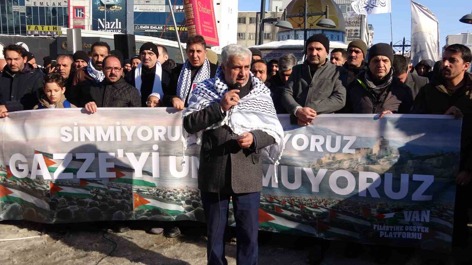 vanda gazzeyi unutmayin cagrisi yapildi 2