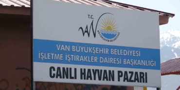vanda-hayvan-pazarinda-silahli-kavga-1-olu-13-yarali-AiYh1PK8.jpg