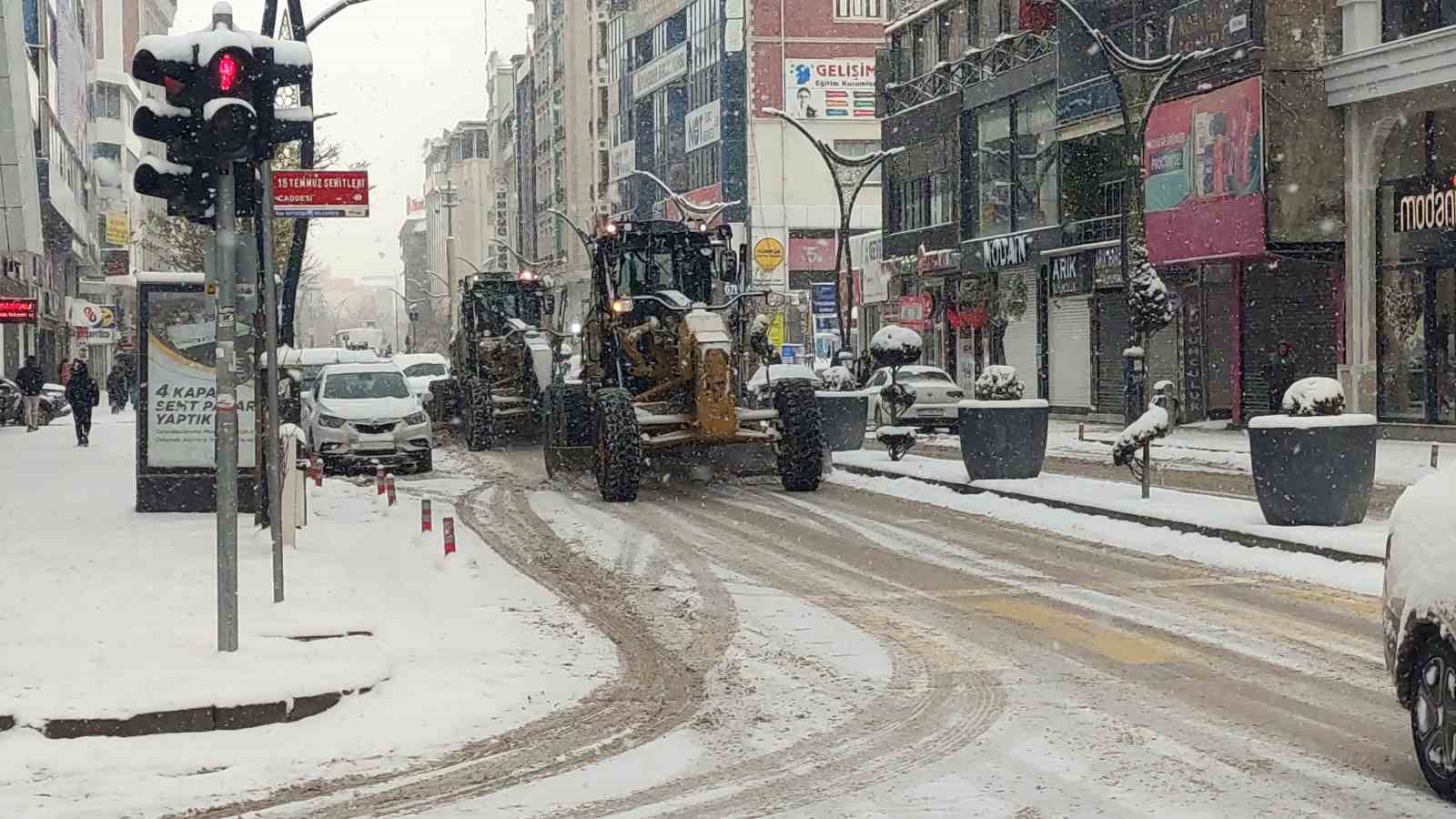 vanda kar yagisi etkili oluyor 2 U2gHNFsM
