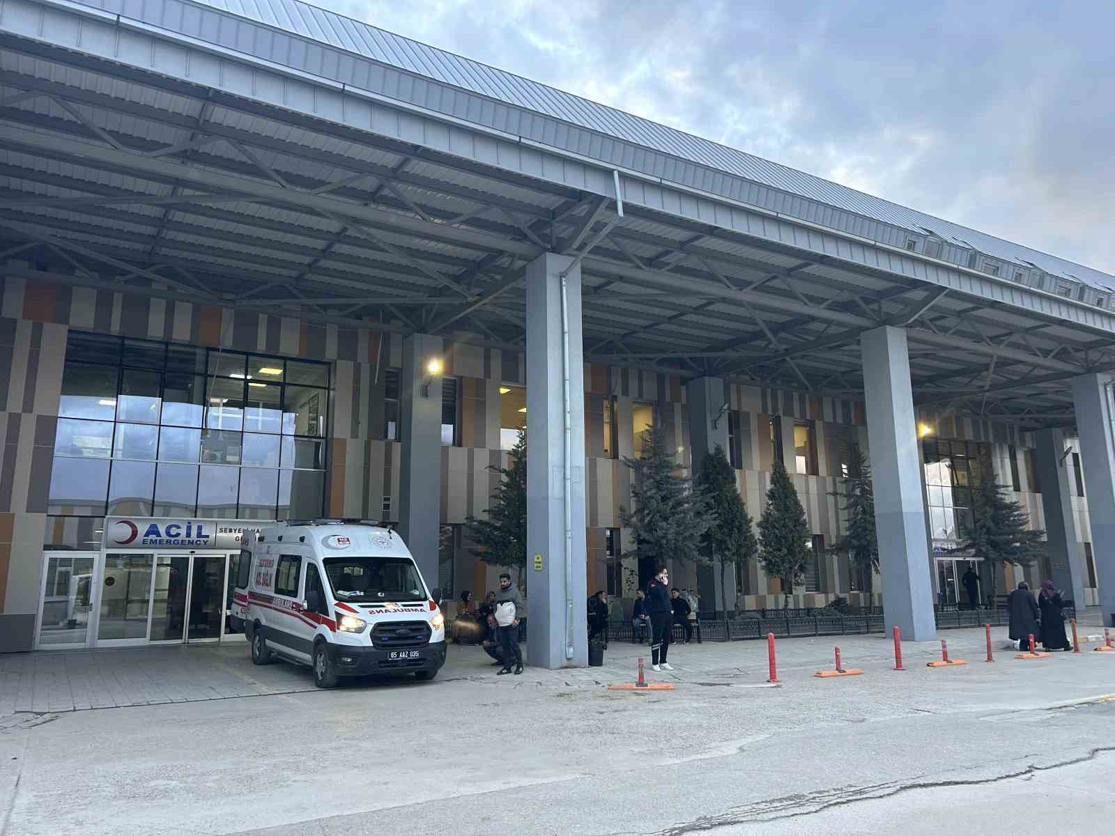 vanda kopeklerin saldirdigi 5 yasindaki cocuk hayatini kaybetti 1