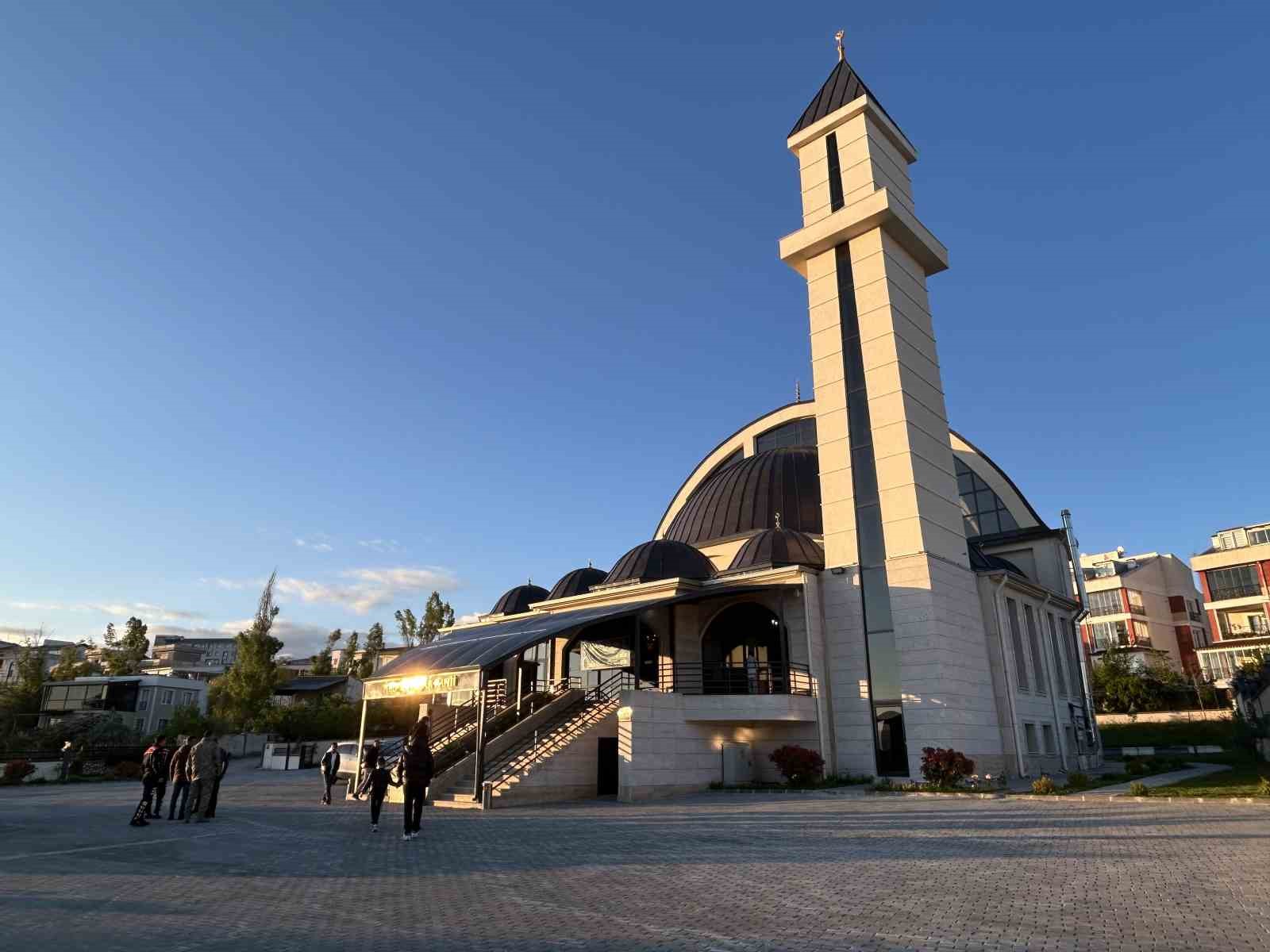vanda kurban bayrami namazi coskusu 3 vwHCbnr6