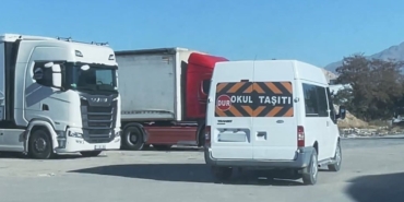 vanda-okul-tasiti-yazan-aracta-35-kilo-metamfetamin-ele-gecirildi-L7IVBtEO.jpg