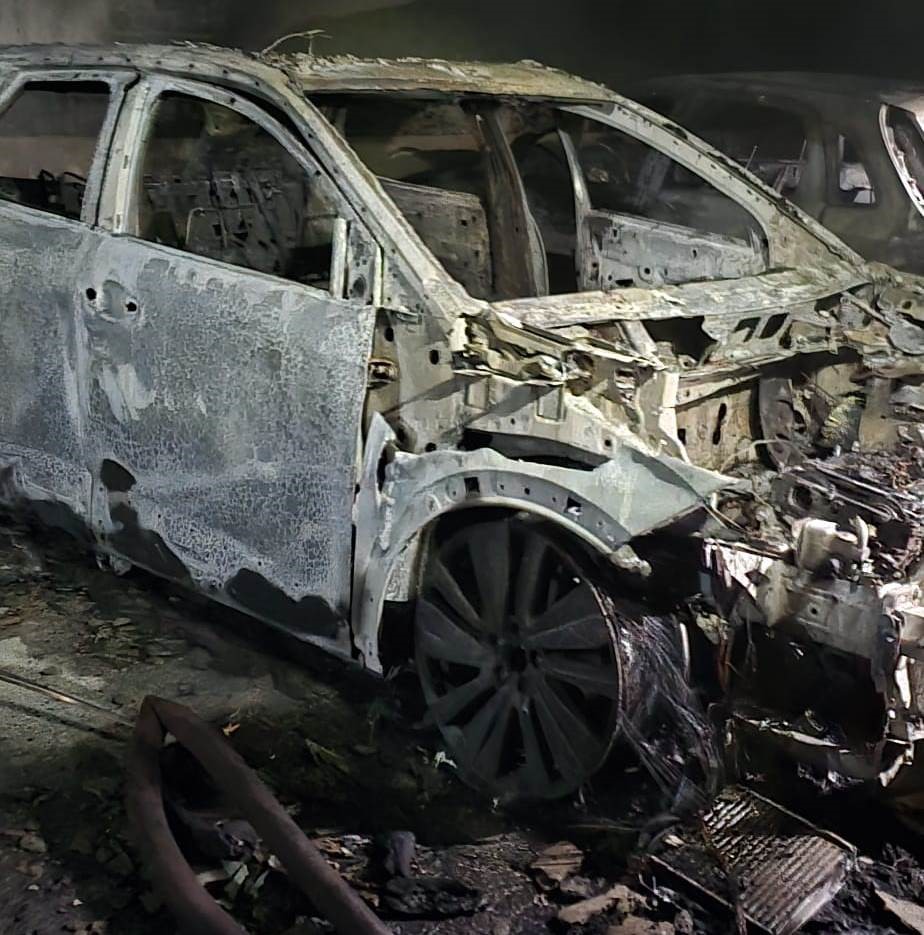 vanda otopark yangininda 29 kisi dumandan etkilendi 2 dwKAEwgO