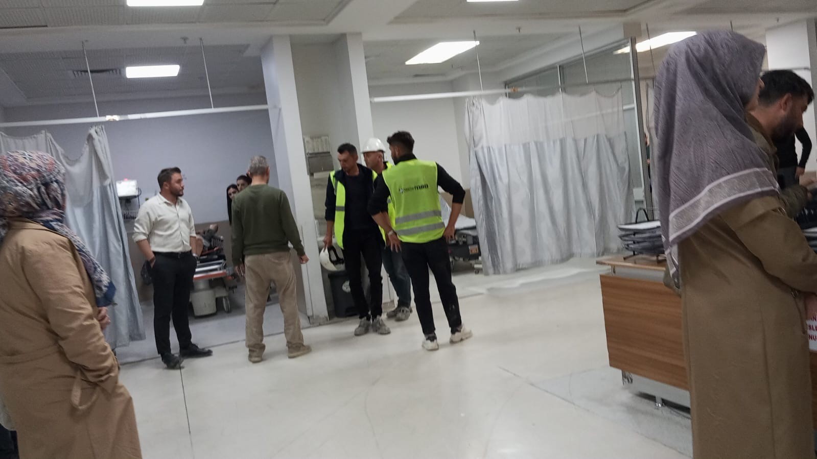 Van’da şehir hastanesi inşaatında iş kazası: 1 işçi yaralandı 4 vanda sehir hastanesi insaatinda is kazasi 1 isci yaralandi 0