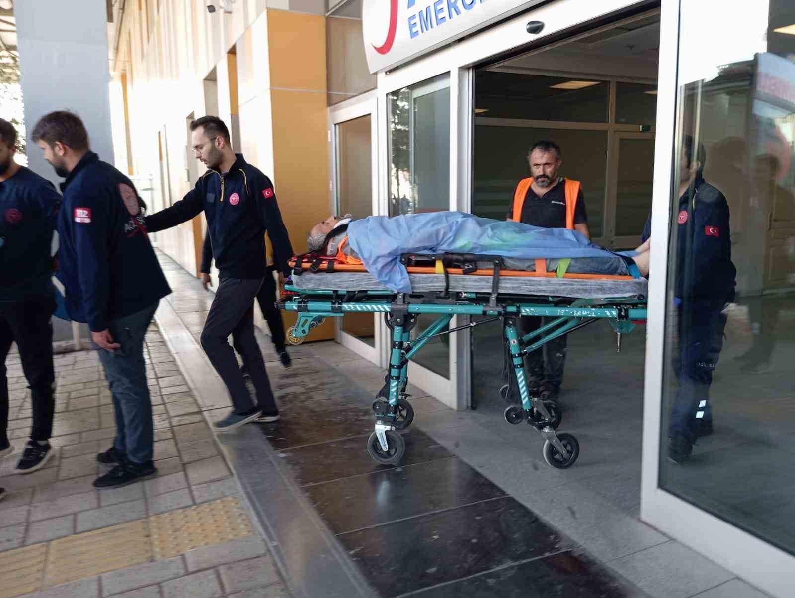 Van’da şehir hastanesi inşaatında iş kazası: 1 işçi yaralandı 7 vanda sehir hastanesi insaatinda is kazasi 1 isci yaralandi 3 fFrcz6ce