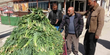 vanda-sifa-kaynagi-ciris-otu-tezgahlardaki-yerini-aldi-e4PkksAR.jpg