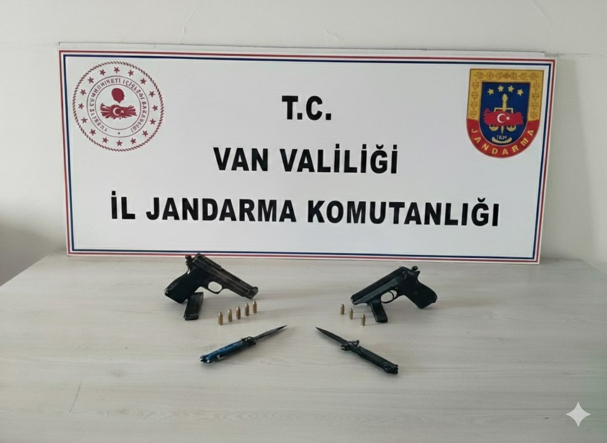 vanda silah ve kacak sigara ele gecirildi 2 X5scQJ1a