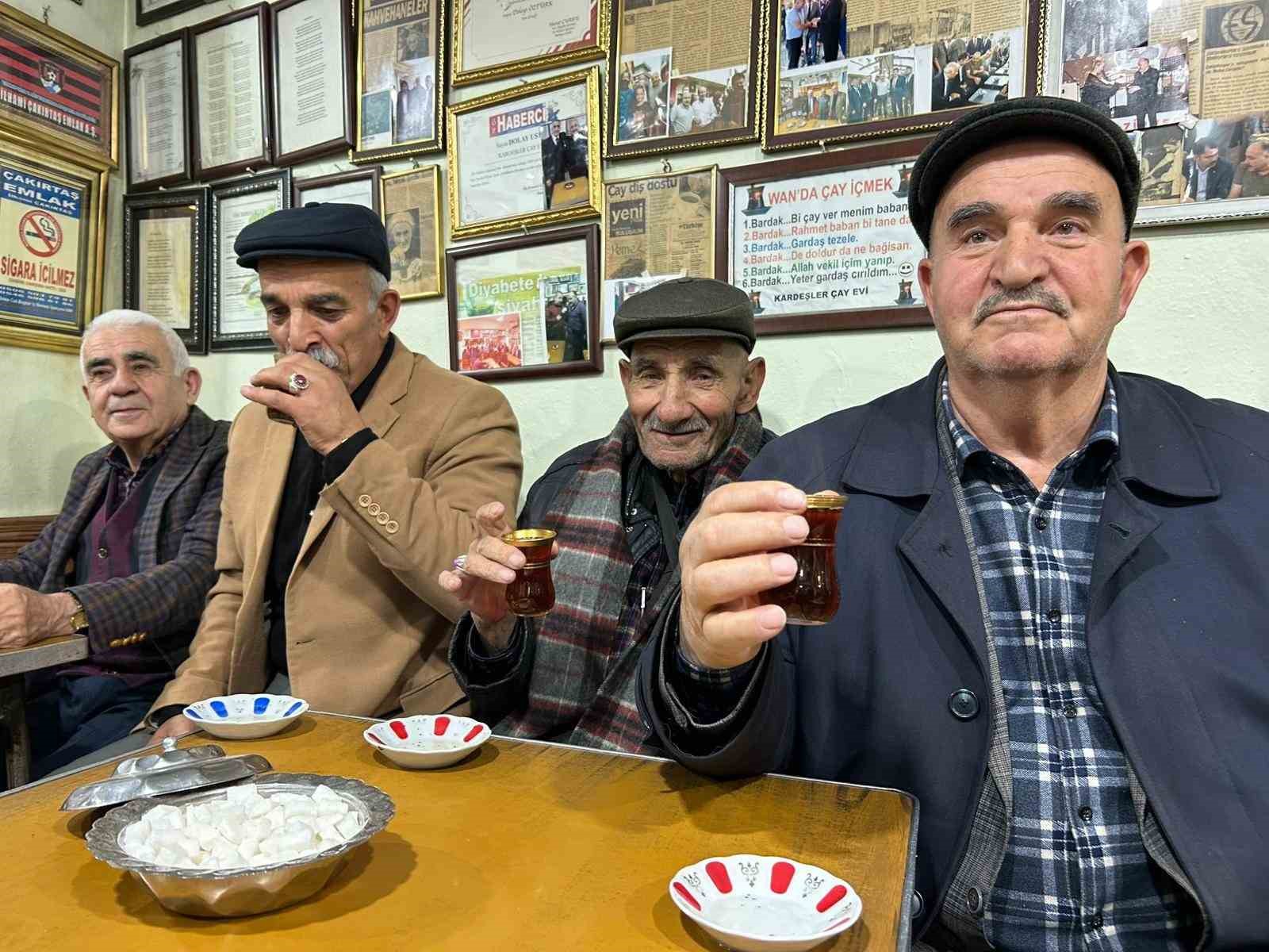 vanda soba basinda 83 yillik cay gelenegi 2 DFuMJe6L