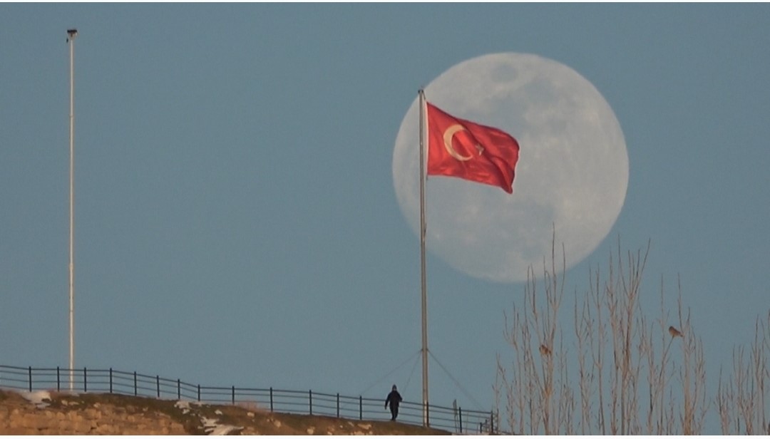 vanda tarih ile dolunayin bulusmasi gorsel solen sundu 10 X6SmUnkr
