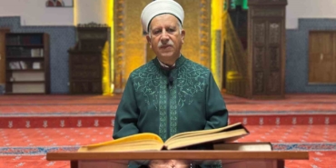 vanda-vatandaslar-itikaf-sunneti-icin-camilere-kapandi-D4krQBYB.jpg