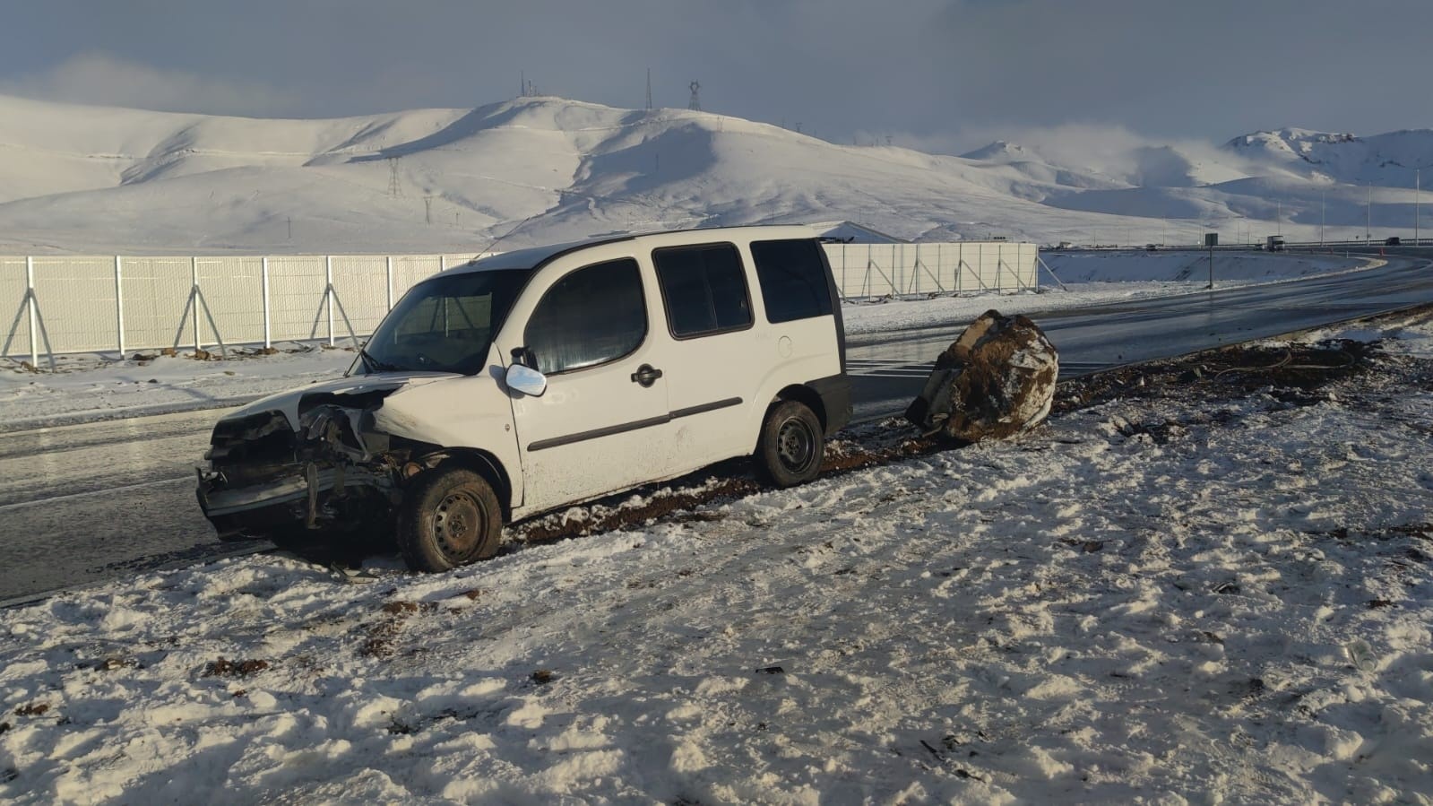 vanda zincirleme kaza 5 yarali 2 teKDSFYu