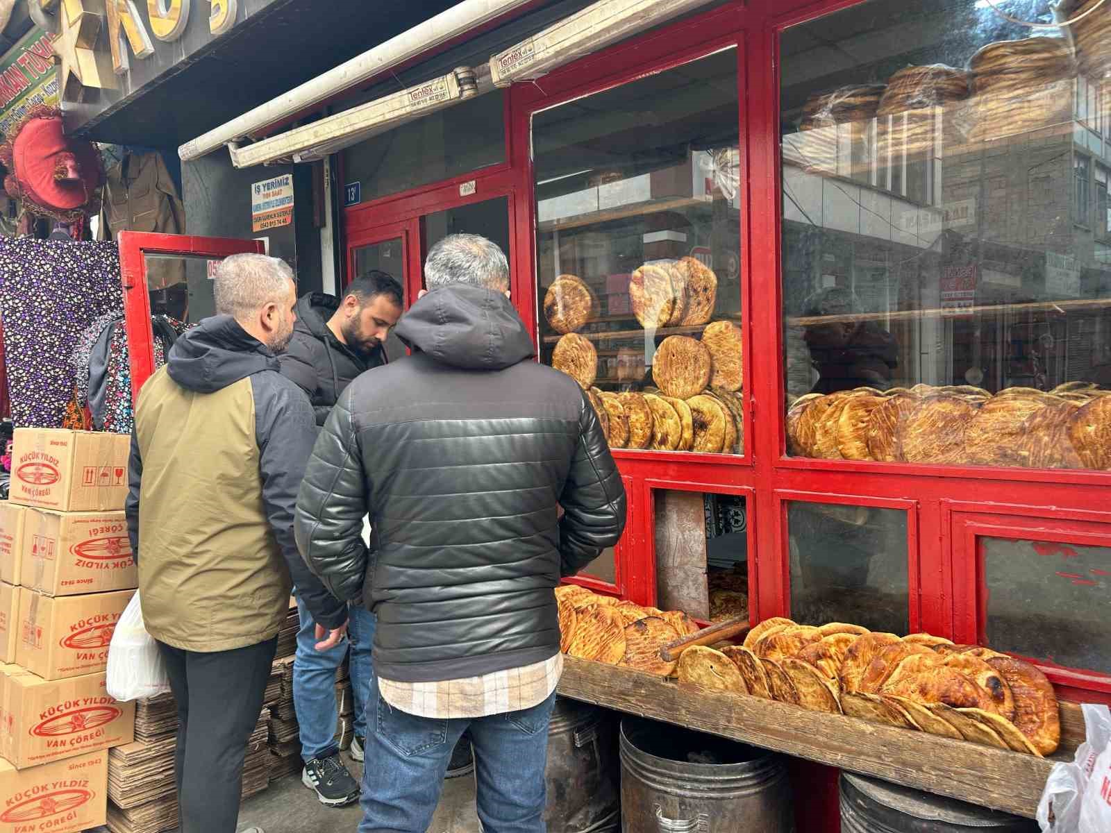 vandan turkiyeye ramazan lezzeti van coregi 5 yMBNFlSM