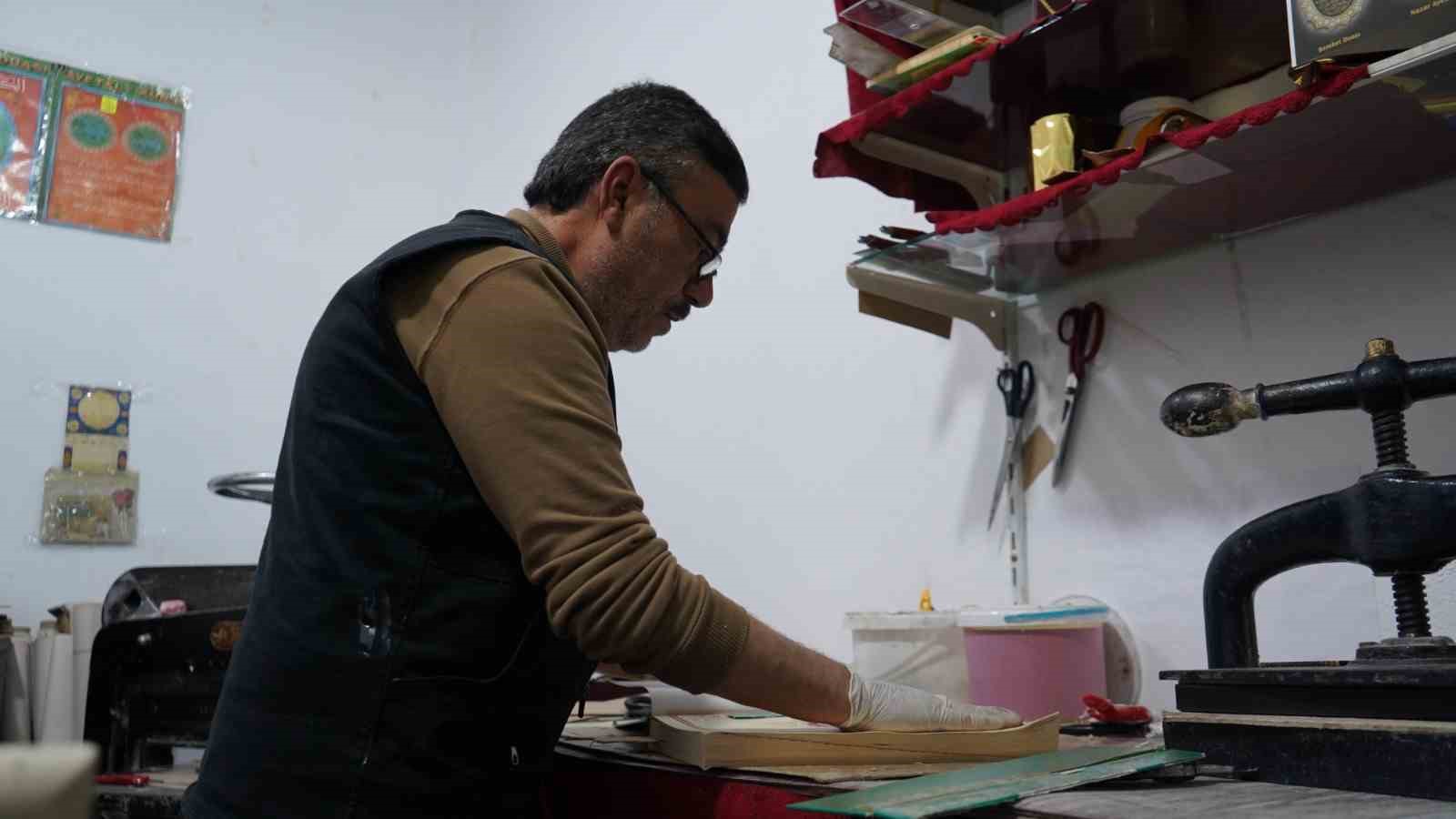 vanli cilt ustasi yarim asirlik zanaatini teknolojiye karsi koruyor 3 IbNaMQdy