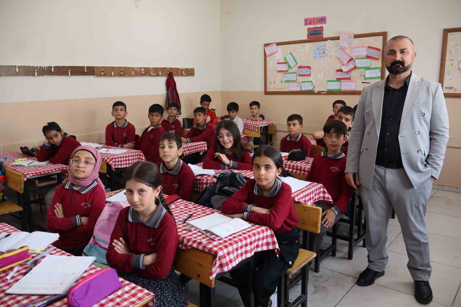 vanli ogrenciler matematik olimpiyatlarinda dunya sampiyonu oldu 3 QnVUUQG6