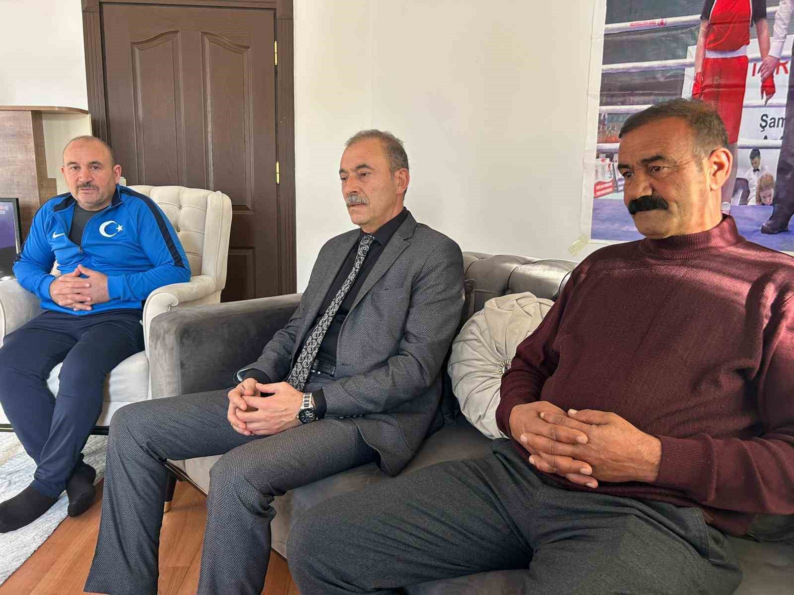 vanli sporcu evin erginoguz turkiyeye altin madalya getirdi 1 CuBABw3k