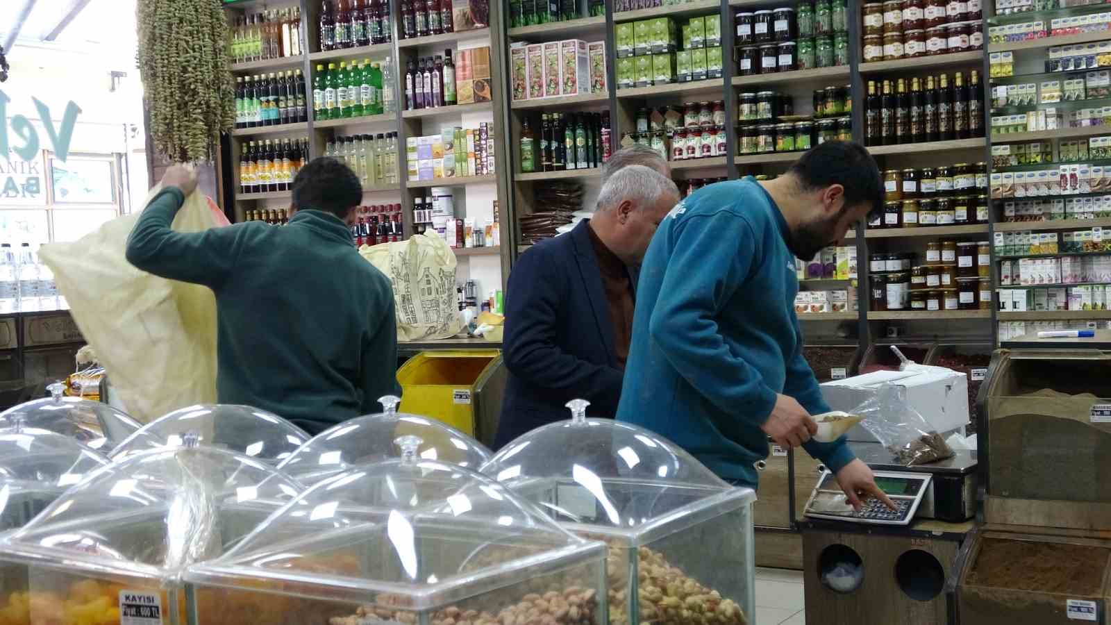 vanlilar bagisikliklarini bitkisel caylarla guclendiriyor 3 U3FlBP3z