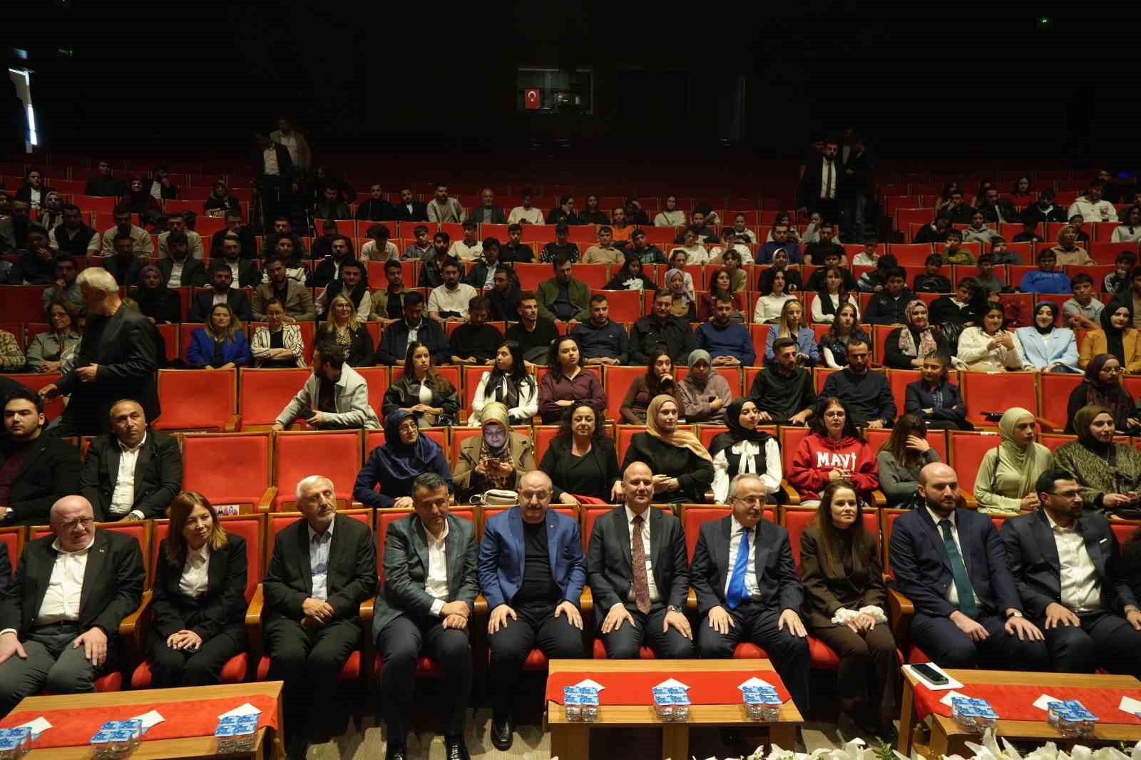 varank turkiyenin su anda yasadigi en buyuk sikintilardan bir tanesi saglikli bir muhalefetin olmayisi cij9s87Q